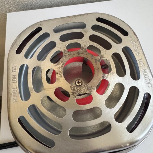 Nostalgia Electric S’mores Maker – Flameless Heater with 4 Compartments – Tested - Picture 7 of 7